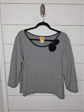 Ruby Rd. XL black & white striped with rosettes 3/4 sleeve tee shirt